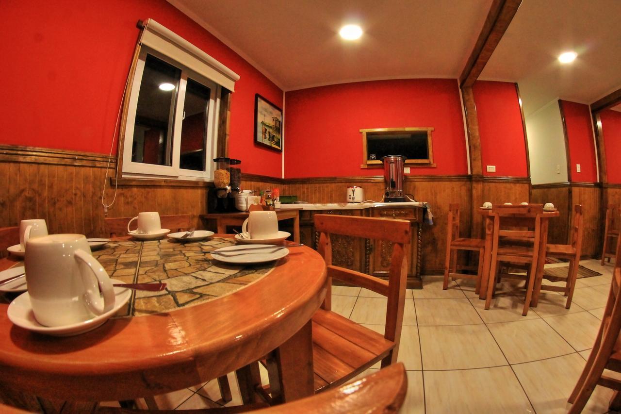 Hostal America En Puerto Natales Eksteriør billede