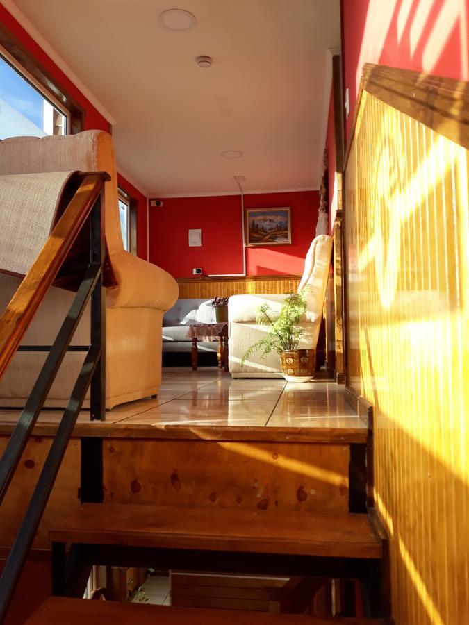 Hostal America En Puerto Natales Eksteriør billede
